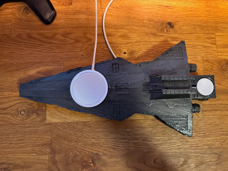 Magsafe compatible Venator-class Star Destroyer