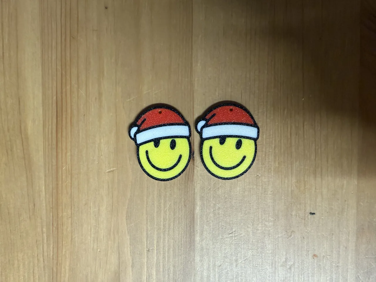 Santa Emoji Earrings ((Free Commercial Use)) view 2