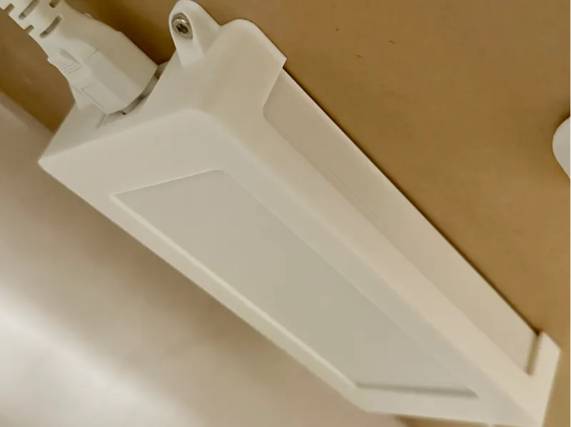 LG UltraGear OLED 32" Under desk power supply