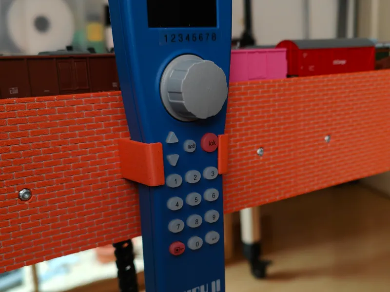 Uhlenbrock Daisy II Holder