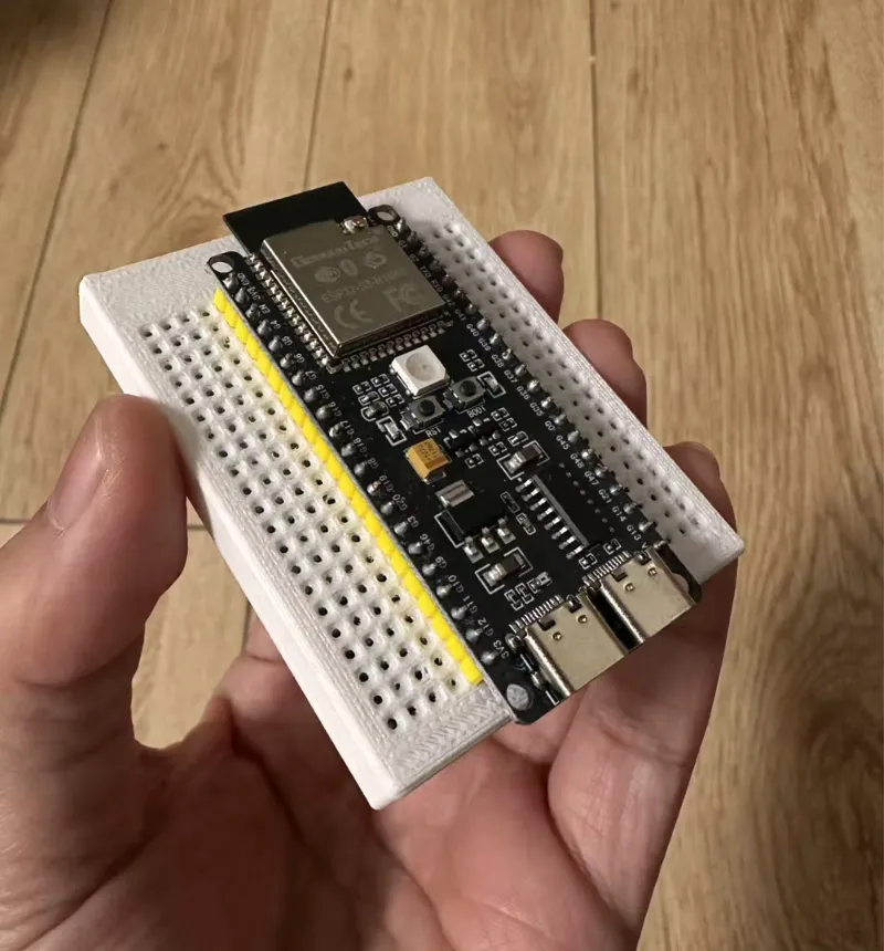 ESP32-S3 Tiny Breadboard 面包板