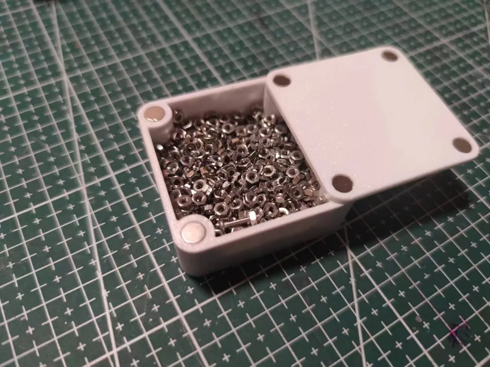 Container With Magnetic Base Modular Magnetic Storage Box by 吾等斩去红尘时 MakerWorld: Download Free 3D Models