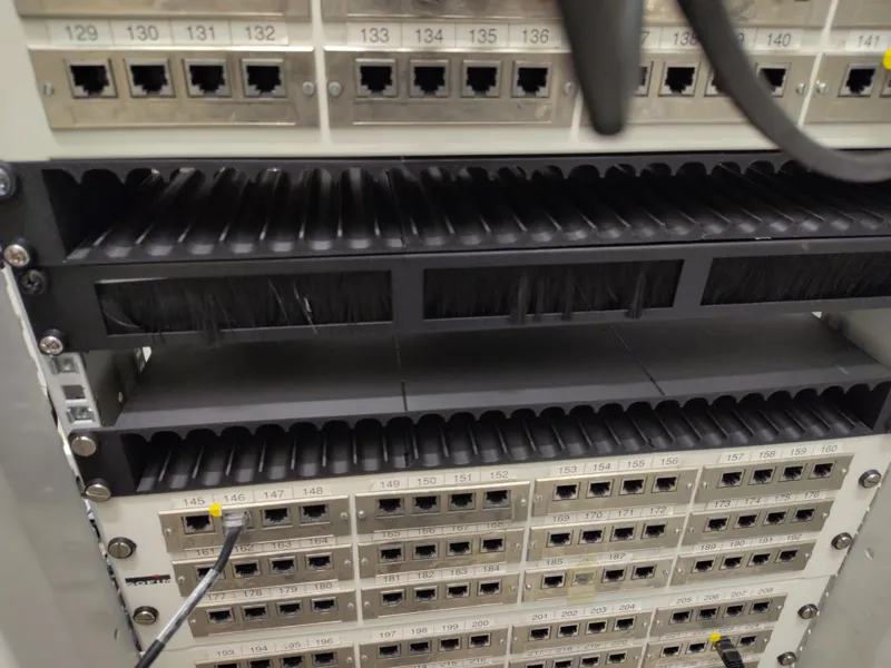 Cable Managment unit 1U for 19 inch rack