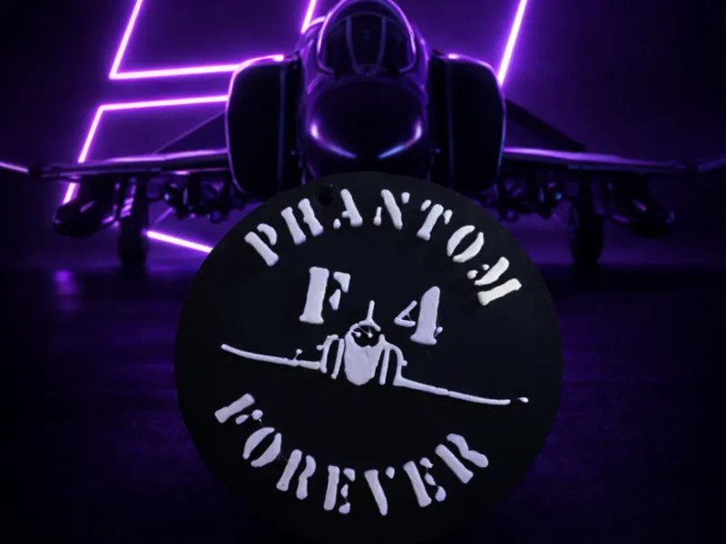 F4 phantom coin/keychain 