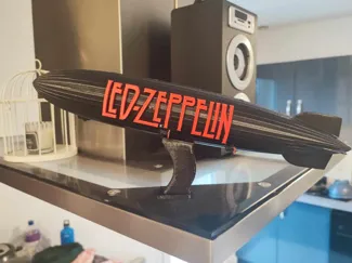 LZ-129 Hindenburg - scale 1/1000 - Led zeppelin