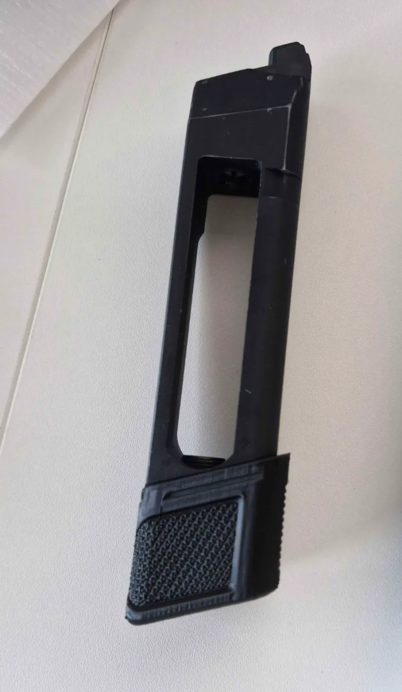 SSP18 / Glock mag base for Airsoft