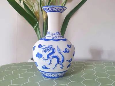 Chinese Dragon Vase