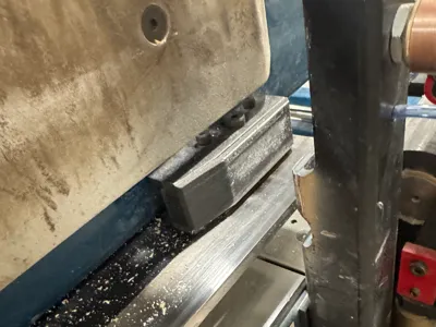 Wise door clamp foot
