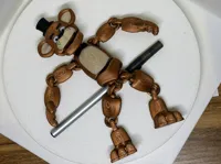 Freddy Fazbear articulé (version améliorée) — photo 7