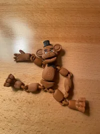 Freddy Fazbear articulé (version améliorée) — photo 2
