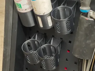 Spray can holder for shop cart