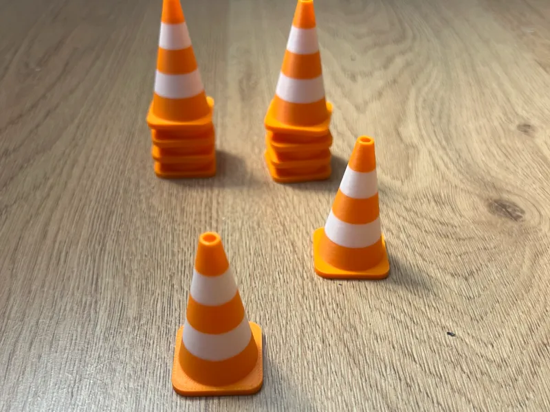 Traffic cone 1:14 scale