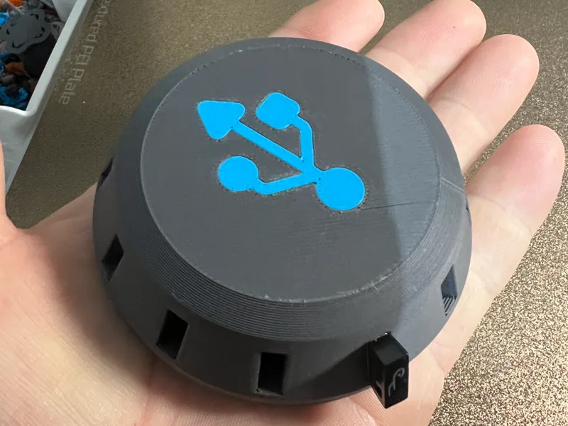 USB(FO) USB dongle holder