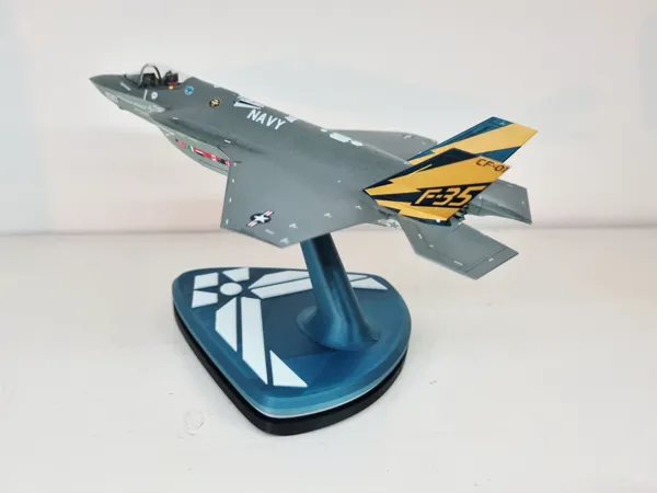 https://makerworld.bblmw.com/makerworld/model/USb6088621d6b109/design/2025-12-15_b3d84913e6cf28.jpg