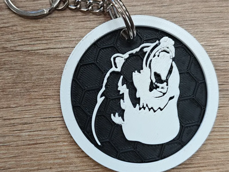 Grizzly Bear Keychain (Honeycomb)