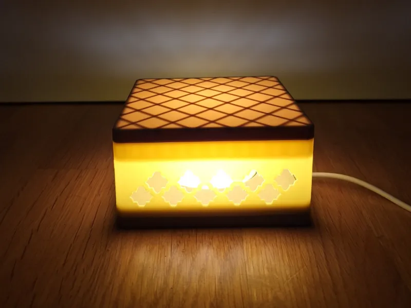 Lampe - Turm individuell zusammensetzbar