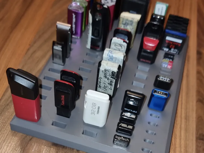 USB Holder