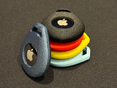AirTag Holder - Twist Lock Case - "AstroTag"