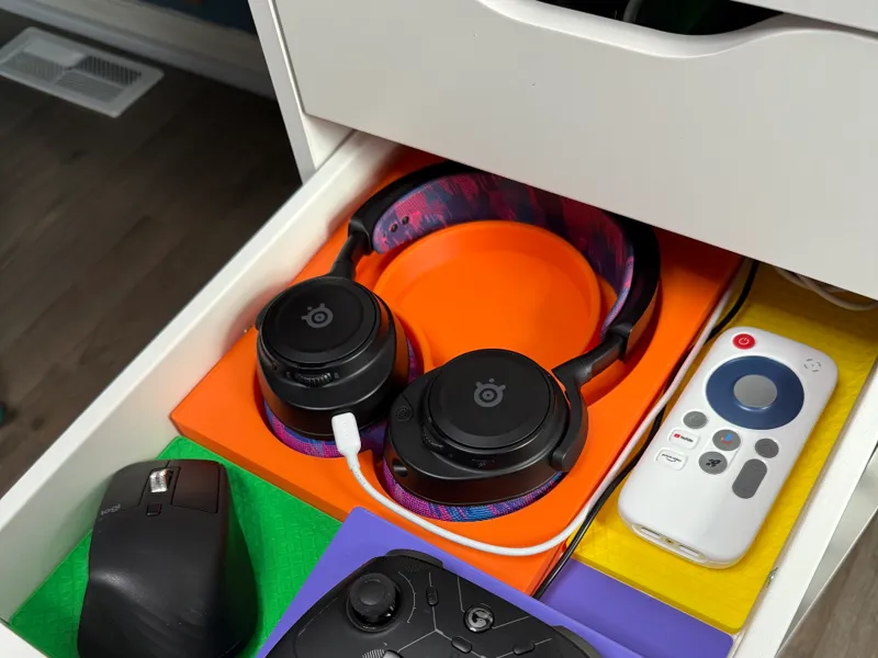 Gridfinity 5x6 SteelSeries Arctis Nova 7 Dock