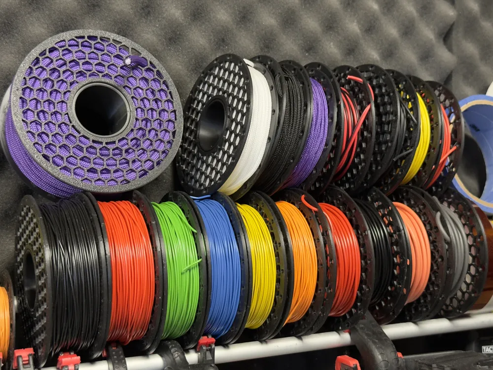 Cable Roll Model Cable Rolls V2 with twist snap-fit by StriK3FoRC3 MakerWorld: Download ...