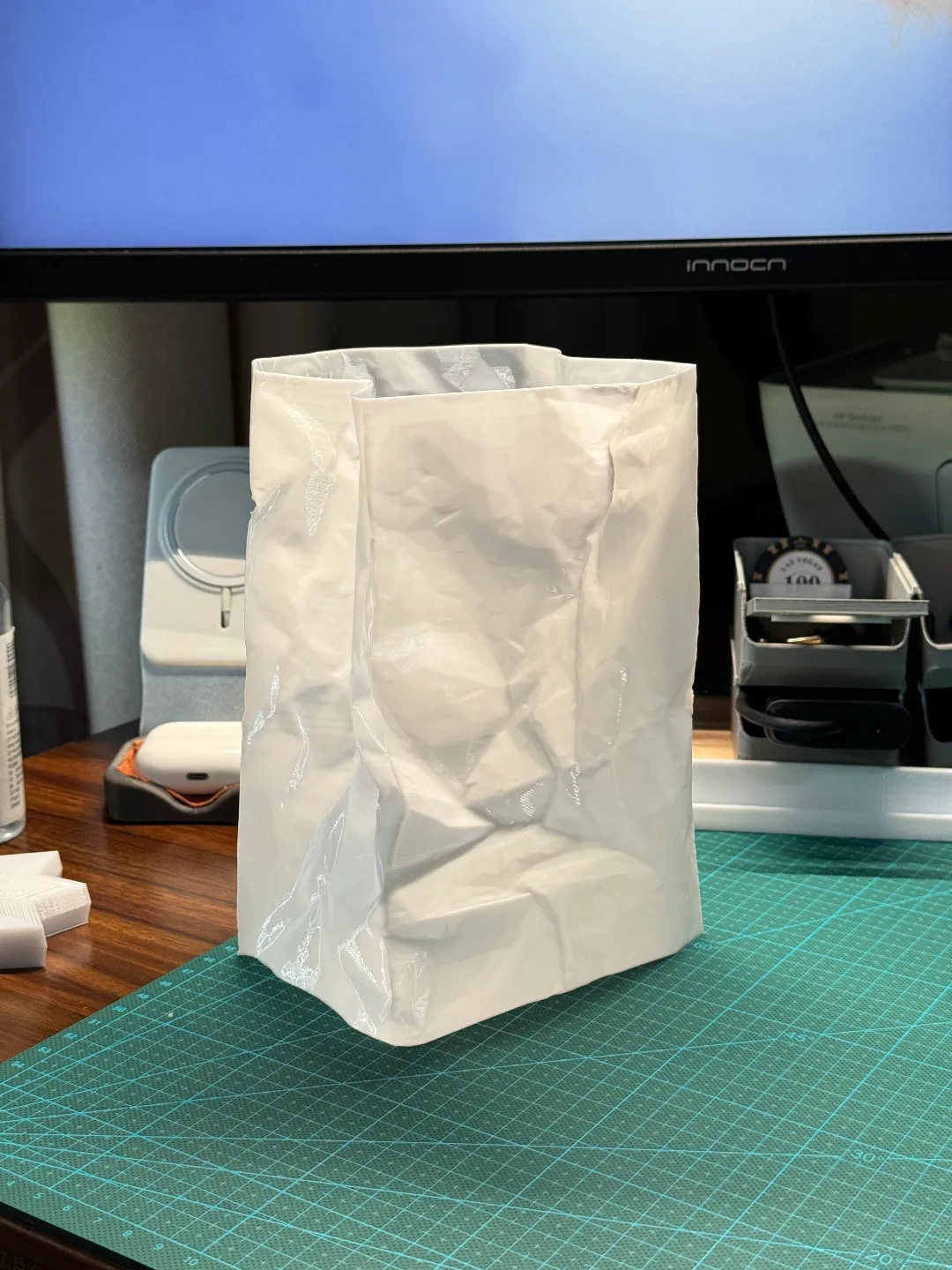 Miniatura 2 do modelo 3D 皱巴巴的纸袋