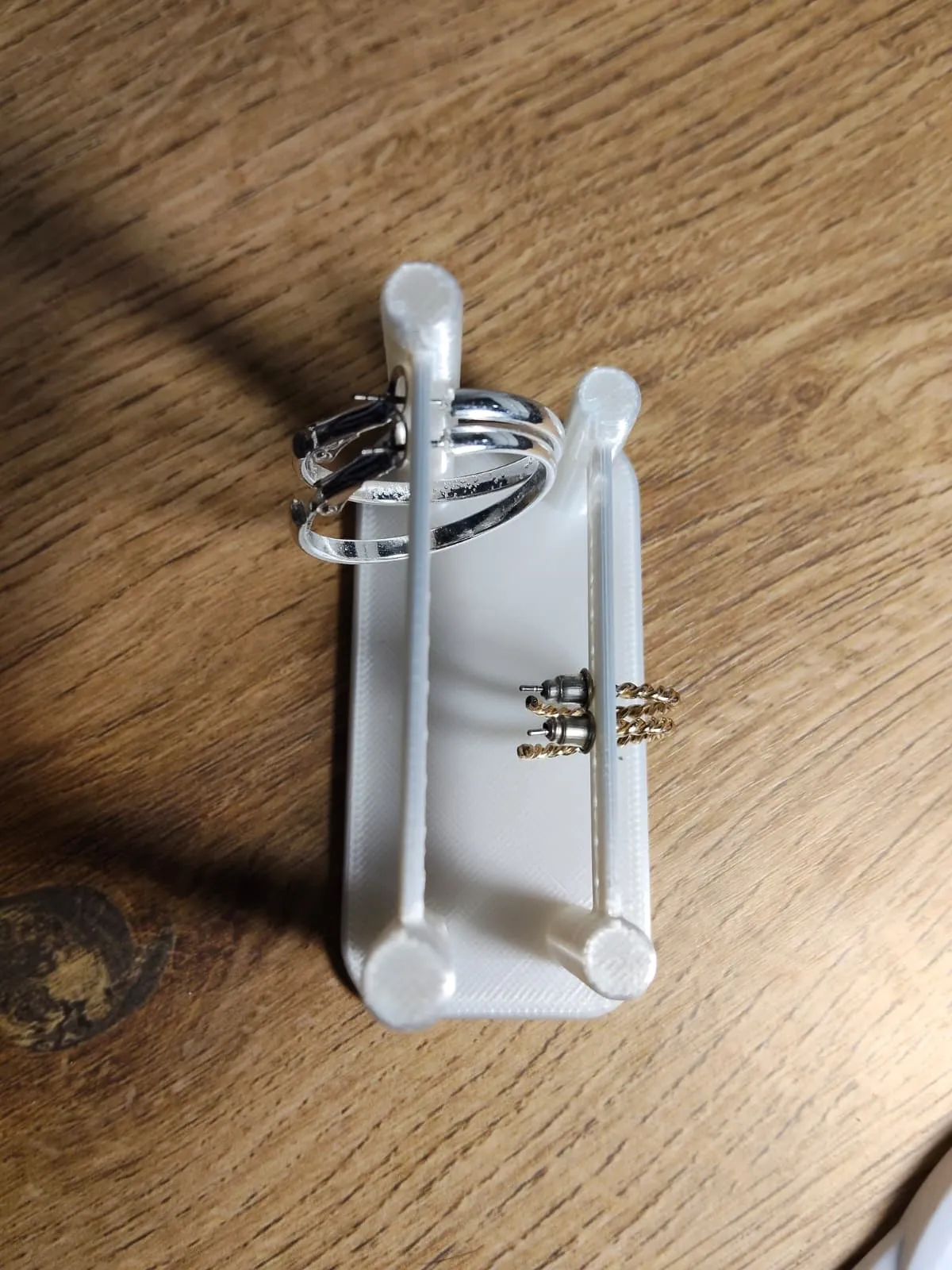 Earrings holder view 3