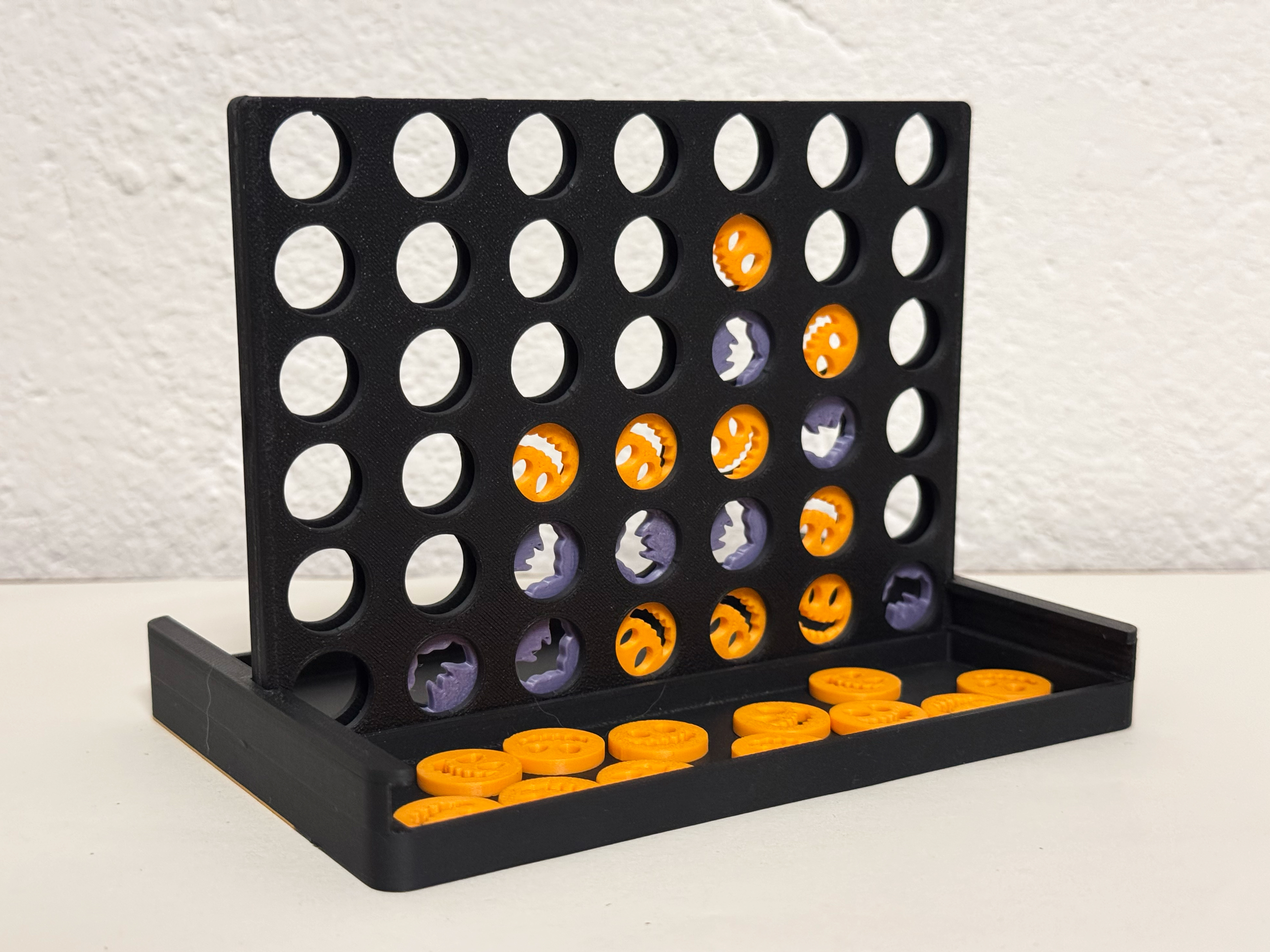 Halloween Connect 4 – Travel Pocket Edition - 1