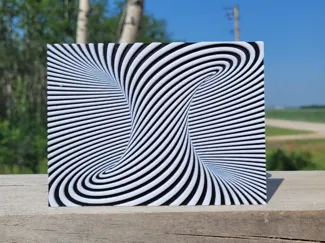 "Inside the doughnut" optical illusion (no ams!) 