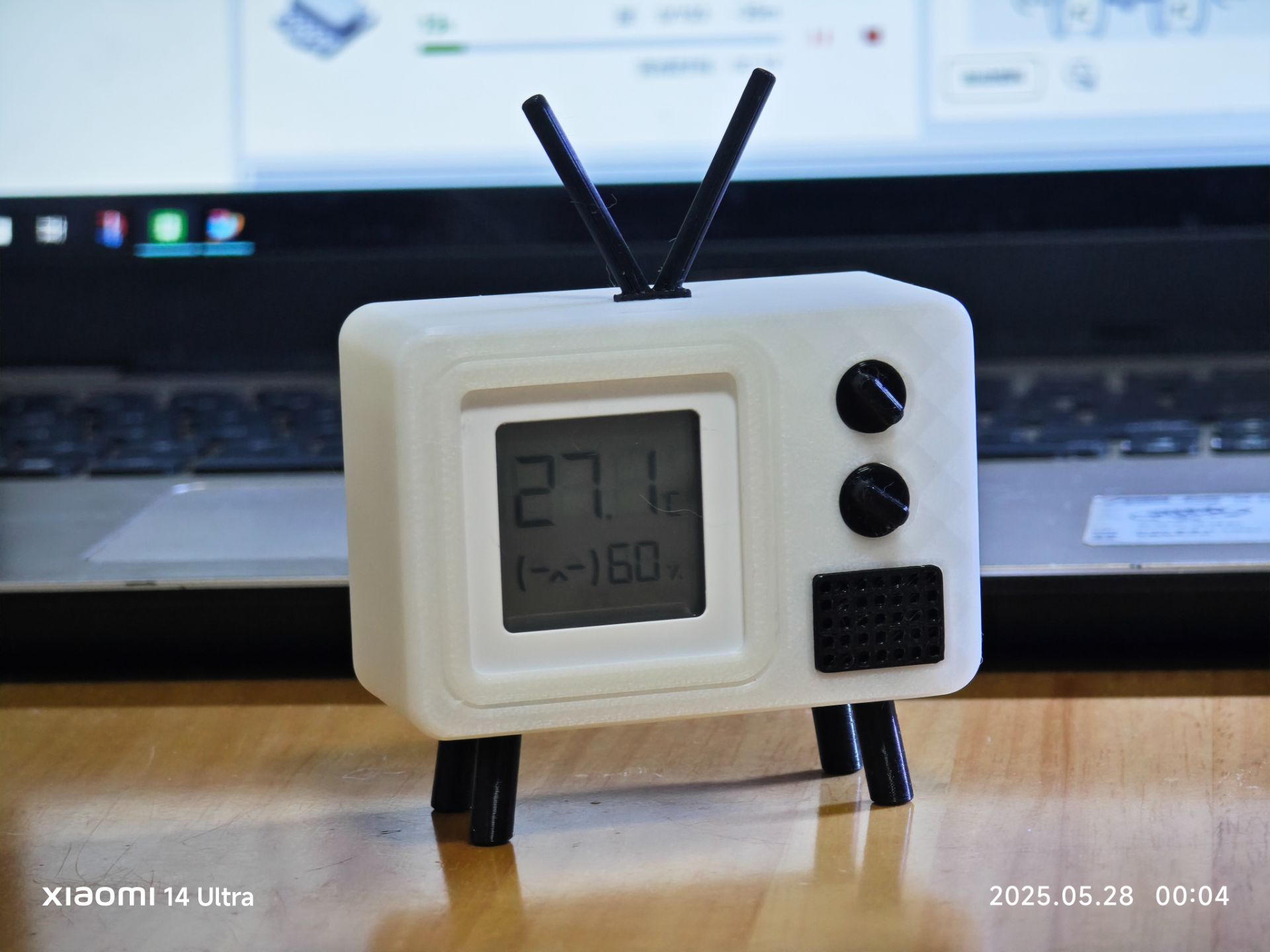 Miniatura 1 do modelo 3D 小米温湿度计2外壳