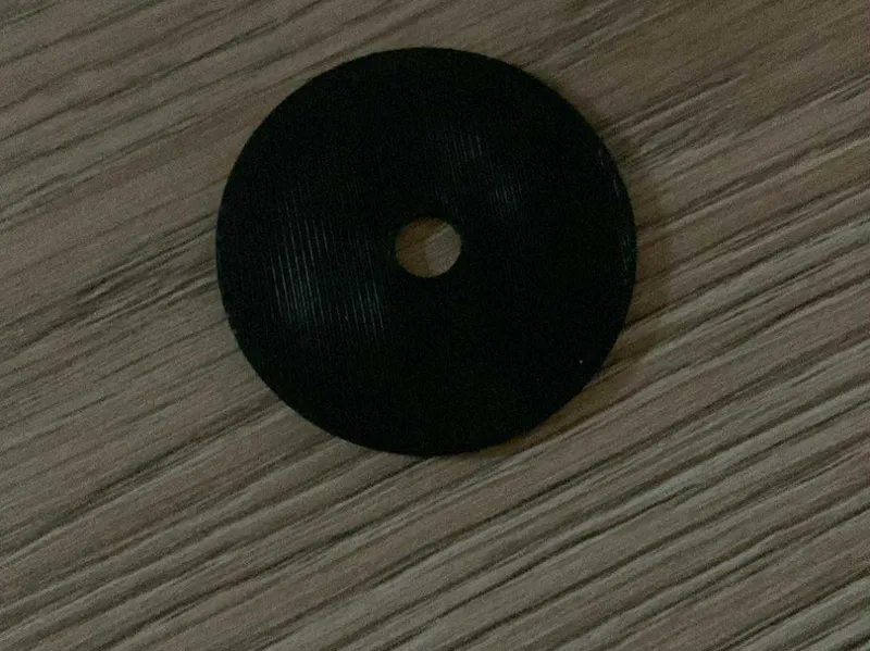 Podložky průměr 5cm díra 5mm  tloušťka 4mm