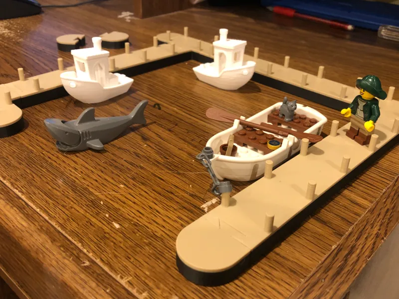 floating dock for RC boats with connectable parts