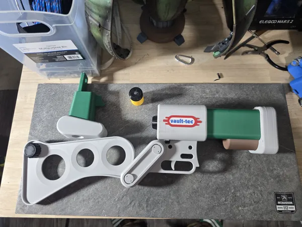 https://makerworld.bblmw.com/makerworld/model/USb6524ed8efef8d/design/ed49261edf070ea5.jpg
