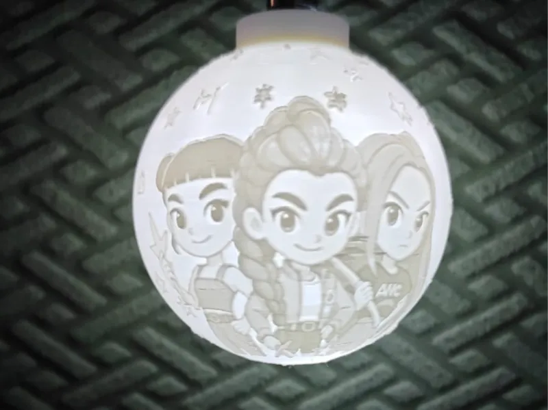 Bola de navidad K-pop Demon Hunters Feliz Navidad