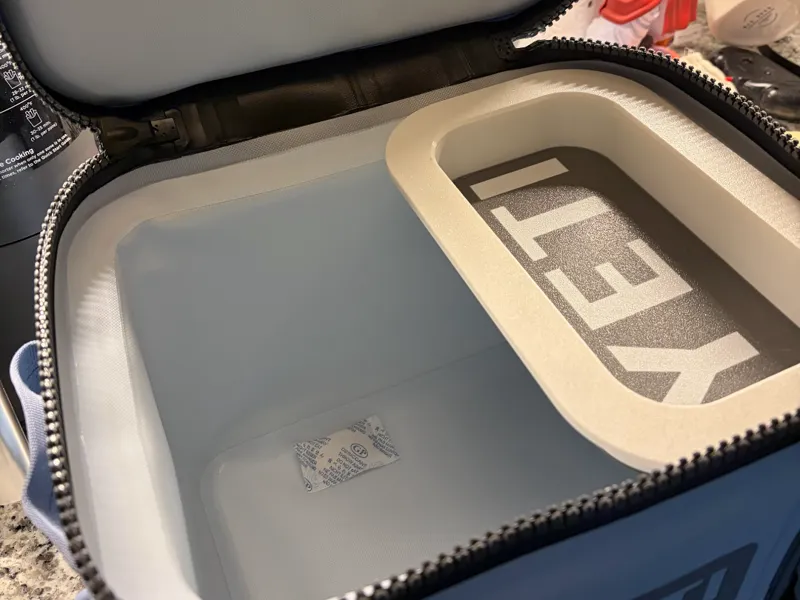 Yeti Hopper Flip 12 Trays with Yeti Logo