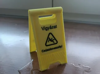 Caution, risk of slipping! Mini decorative board