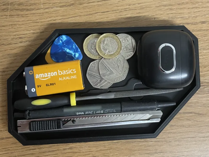 Sleek Catch-all Tray