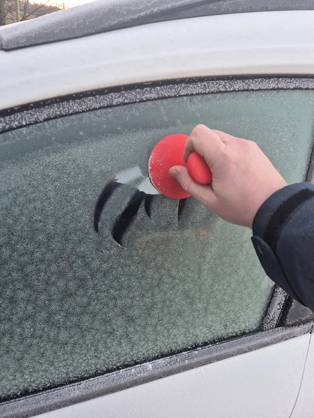 Emergency Ice Scraper - Free 3D Print Model - MakerWorld
