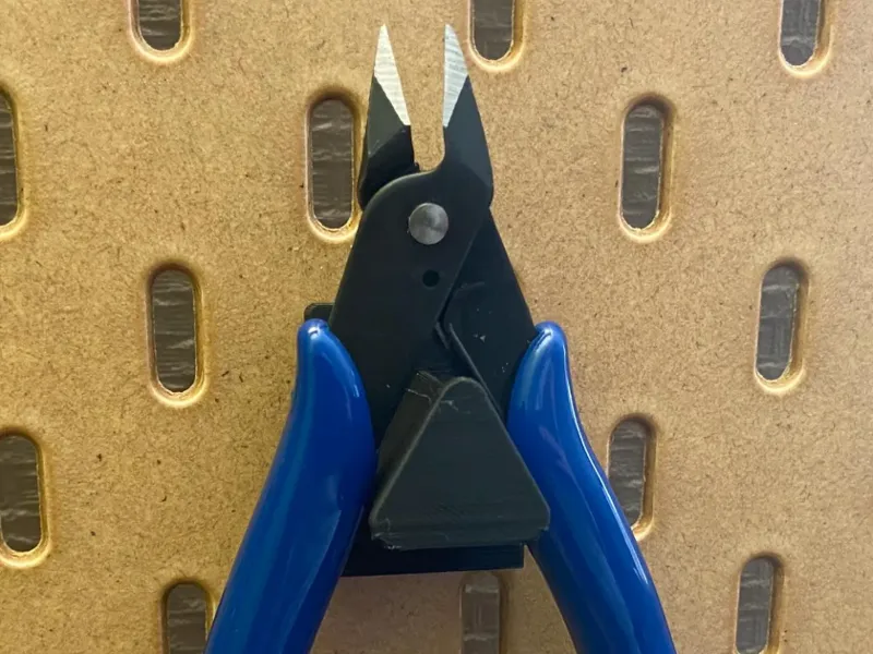 SIMPLY IKEA SKADIS PLIERS HANGER - standardized