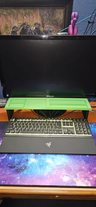Monitor tray