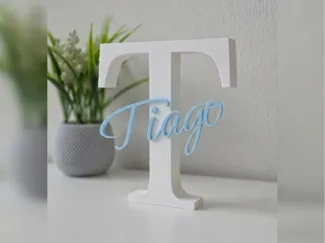 Namensschild - Buchstabe mit Namen Tiago
