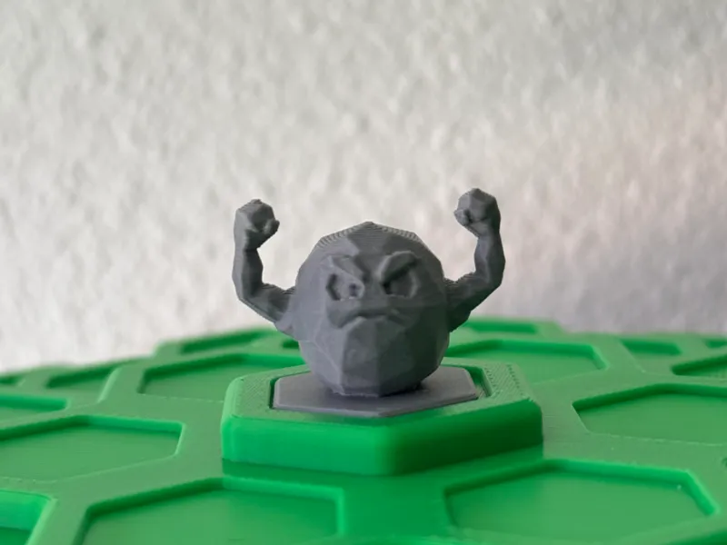 Geodude Pokemon - Bajo Poligono