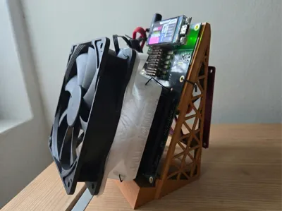NerdQaxe++ stand with 92mm back fan
