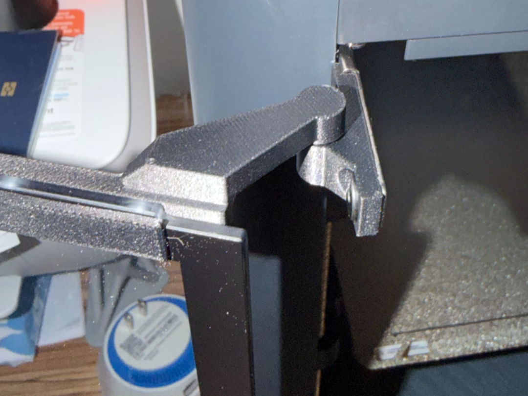 P1S Removable Front Door Hinge