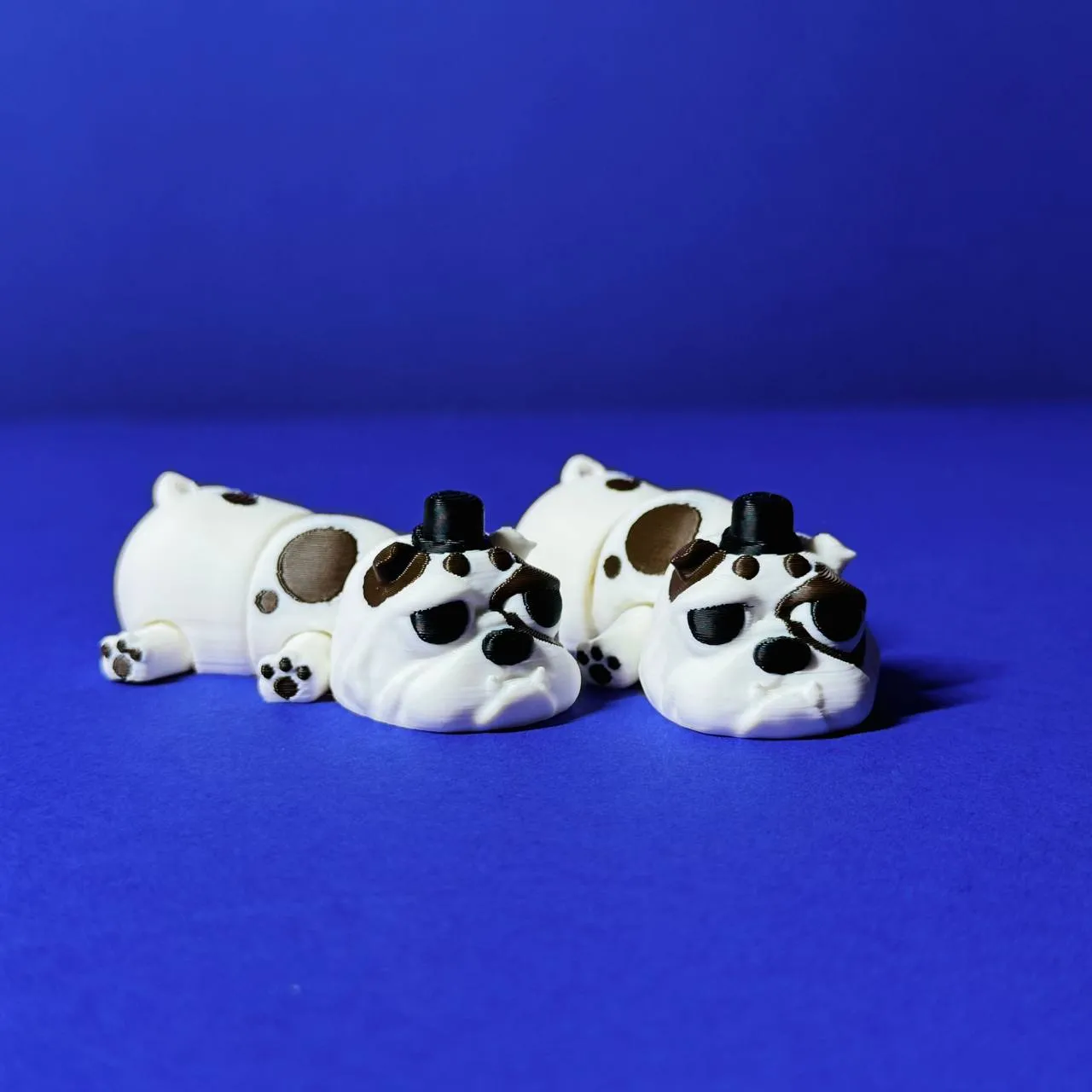 Articulated English Bulldog - Flexi Toy view 2