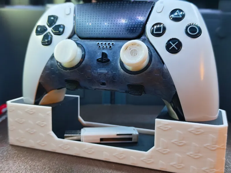 DualSense + Edge Controller Stand – Custom Sleeves