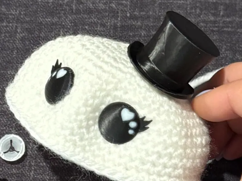 Top Hat Crochet Attachment