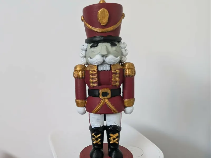 NUTCRACKER 1 pièce, 1 couleur