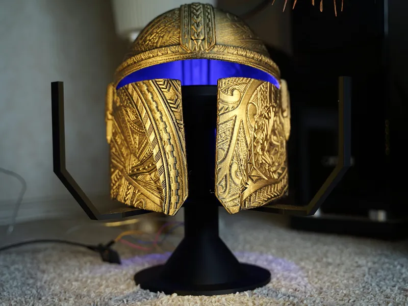 Helm stand