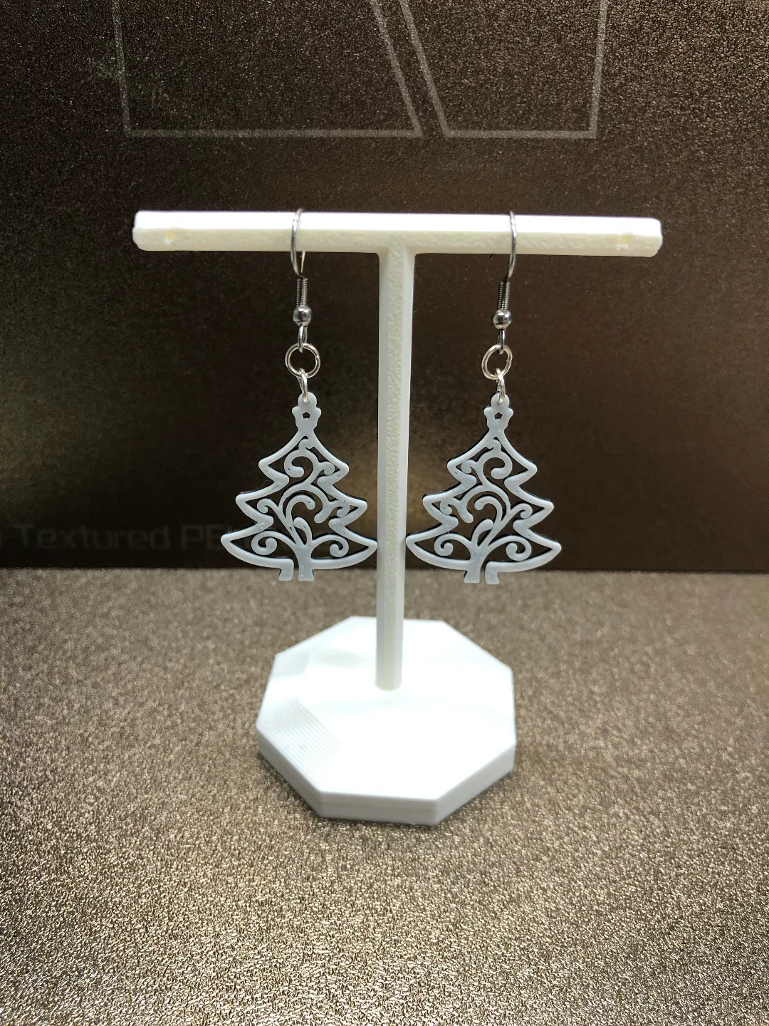Christmas tree earrings no AMS view 2