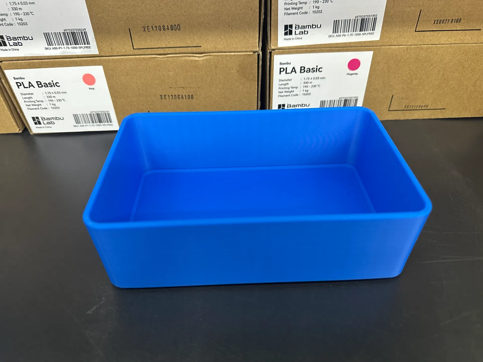 Miniatura 4 do modelo 3D 可堆叠正方形长方形圆形六边形盒子零件盒